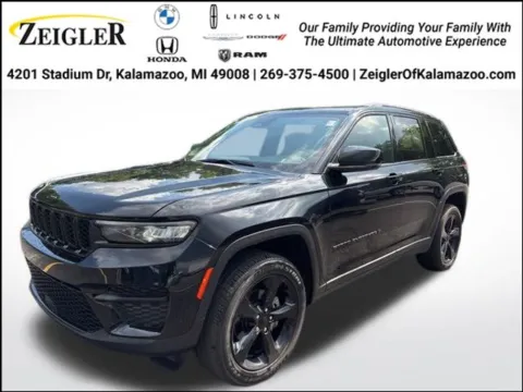 Black 2022 Jeep Grand Cherokee Altitude for sale in Kalamazoo, MI