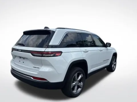 More photos of 2022 Jeep Grand Cherokee Limited at Zeigler BMW of Kalamazoo, MI