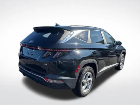 More photos of 2022 Hyundai Tucson SEL at Zeigler BMW of Kalamazoo, MI