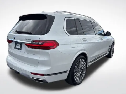 More photos of 2021 BMW X7 xDrive40i at Zeigler BMW of Kalamazoo, MI