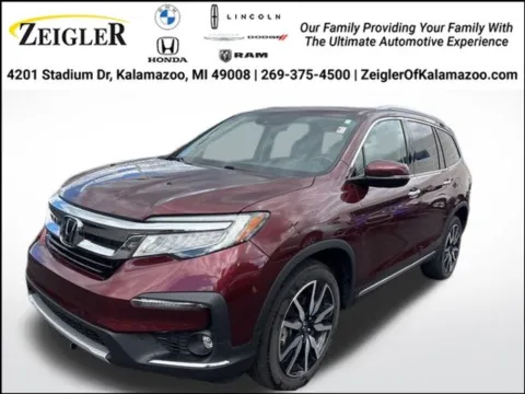 Red 2022 Honda Pilot Touring for sale in Kalamazoo, MI