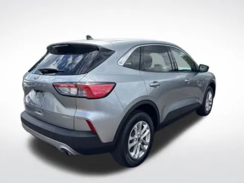 More photos of 2022 Ford Escape SE at Zeigler BMW of Kalamazoo, MI
