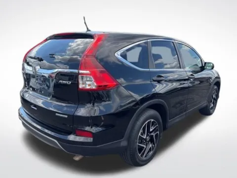 More photos of 2016 Honda CR-V SE at Zeigler BMW of Kalamazoo, MI