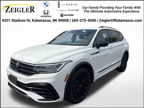 White 2022 Volkswagen Tiguan 2.0T SE R-Line Black for sale in Kalamazoo, MI
