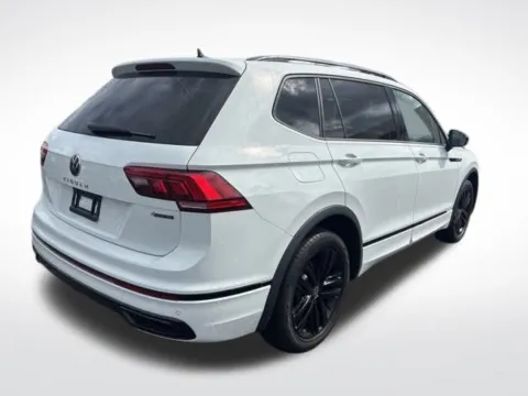 More photos of 2022 Volkswagen Tiguan 2.0T SE R-Line Black at Zeigler BMW of Kalamazoo, MI