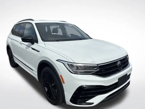 Another view of 2022 Volkswagen Tiguan 2.0T SE R-Line Black for sale in Kalamazoo, MI at Zeigler BMW of Kalamazoo