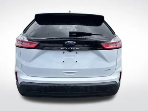 More photos of 2022 Ford Edge SE at Zeigler BMW of Kalamazoo, MI