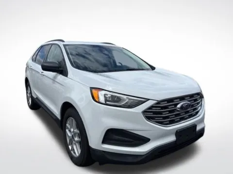 Another view of 2022 Ford Edge SE for sale in Kalamazoo, MI at Zeigler BMW of Kalamazoo