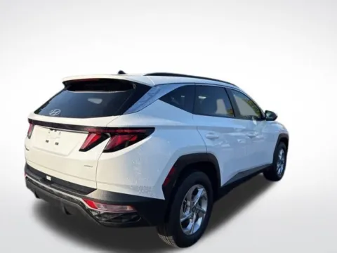 More photos of 2024 Hyundai Tucson SEL at Zeigler BMW of Kalamazoo, MI