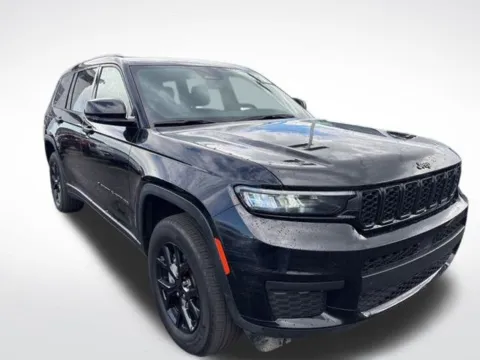Another view of 2024 Jeep Grand Cherokee L Altitude for sale in Kalamazoo, MI at Zeigler BMW of Kalamazoo