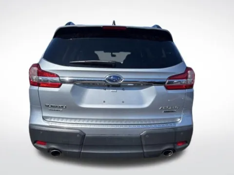 More photos of 2022 Subaru Ascent Limited at Zeigler BMW of Kalamazoo, MI
