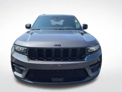 Photos of 2023 Jeep Grand Cherokee Altitude for sale in Kalamazoo, MI at Zeigler BMW of Kalamazoo