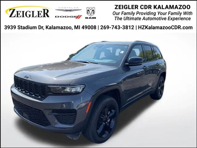 Gray 2023 Jeep Grand Cherokee Altitude for sale in Kalamazoo, MI