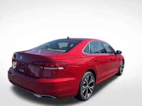 More photos of 2020 Volkswagen Passat 2.0T SEL at Zeigler BMW of Kalamazoo, MI