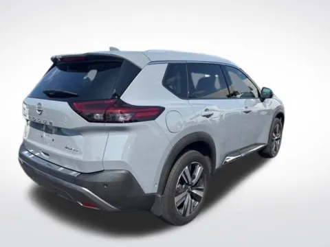More photos of 2023 Nissan Rogue SL at Zeigler BMW of Kalamazoo, MI