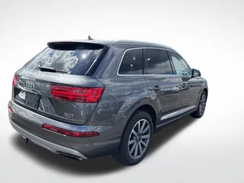 More photos of 2018 Audi Q7 3.0T Prestige at Zeigler BMW of Kalamazoo, MI