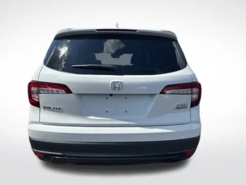 More photos of 2022 Honda Pilot Sport at Zeigler BMW of Kalamazoo, MI