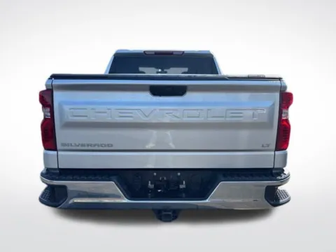 More photos of 2020 Chevrolet Silverado 1500 LT at Zeigler BMW of Kalamazoo, MI