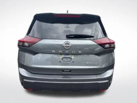 More photos of 2024 Nissan Rogue SV at Zeigler BMW of Kalamazoo, MI