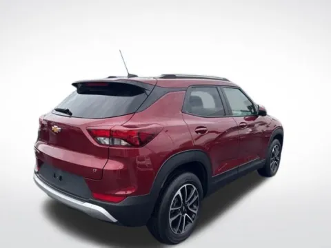 More photos of 2024 Chevrolet TrailBlazer LT at Zeigler BMW of Kalamazoo, MI