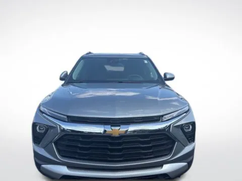 Photos of 2024 Chevrolet TrailBlazer LT for sale in Kalamazoo, MI at Zeigler BMW of Kalamazoo