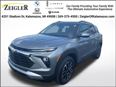 Gray 2024 Chevrolet TrailBlazer LT for sale in Kalamazoo, MI