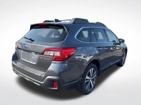 More photos of 2019 Subaru Outback 2.5i at Zeigler BMW of Kalamazoo, MI