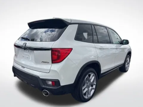 More photos of 2024 Honda Passport EX-L at Zeigler BMW of Kalamazoo, MI