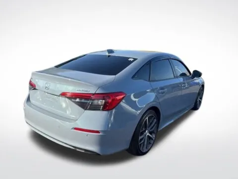 More photos of 2022 Honda Civic Touring at Zeigler BMW of Kalamazoo, MI