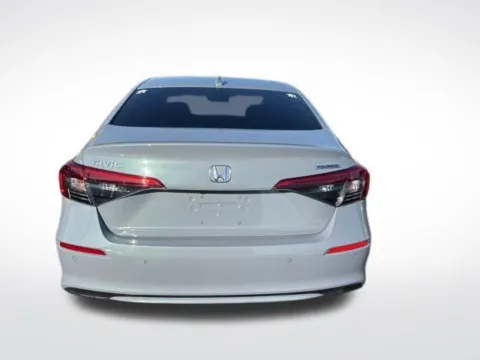 More photos of 2022 Honda Civic Touring at Zeigler BMW of Kalamazoo, MI
