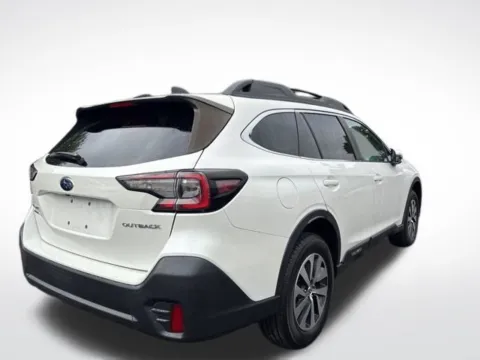 More photos of 2022 Subaru Outback Premium at Zeigler BMW of Kalamazoo, MI