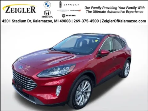 Red 2022 Ford Escape Titanium for sale in Kalamazoo, MI