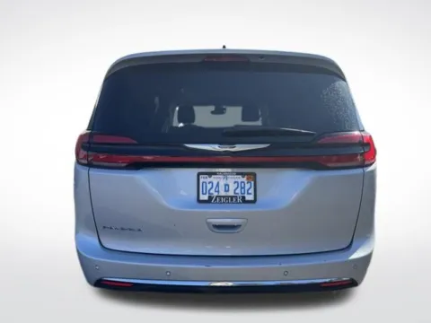 More photos of 2024 Chrysler Pacifica Touring L at Zeigler BMW of Kalamazoo, MI