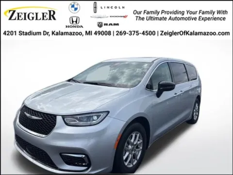 Silver 2024 Chrysler Pacifica Touring L for sale in Kalamazoo, MI