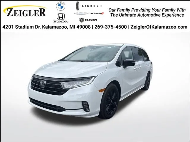 White 2023 Honda Odyssey Sport for sale in Kalamazoo, MI
