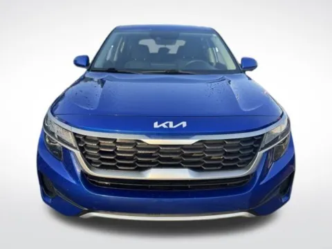 Photos of 2022 Kia Seltos LX for sale in Kalamazoo, MI at Zeigler BMW of Kalamazoo