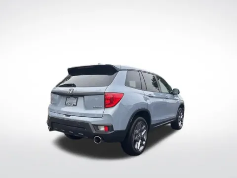 More photos of 2023 Honda Passport EX-L at Zeigler BMW of Kalamazoo, MI