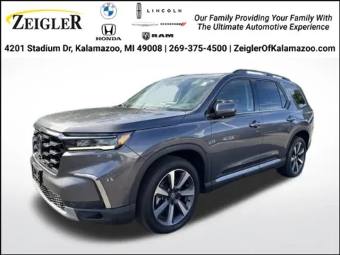 Gray 2023 Honda Pilot Elite for sale in Kalamazoo, MI