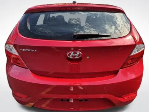 More photos of 2017 Hyundai Accent SE at Zeigler BMW of Kalamazoo, MI