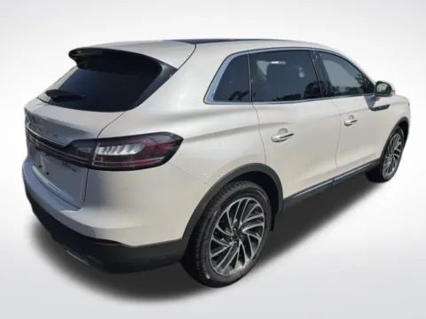 More photos of 2019 Lincoln Nautilus Reserve at Zeigler BMW of Kalamazoo, MI