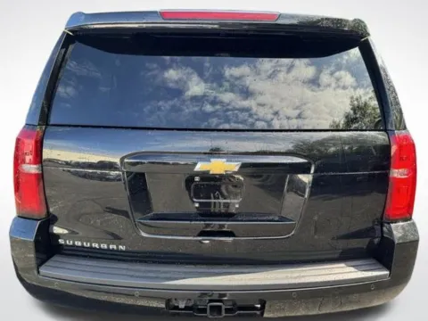 More photos of 2019 Chevrolet Suburban LT at Zeigler BMW of Kalamazoo, MI