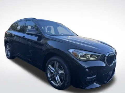 More photos of 2022 BMW X1 xDrive28i at Zeigler BMW of Kalamazoo, MI