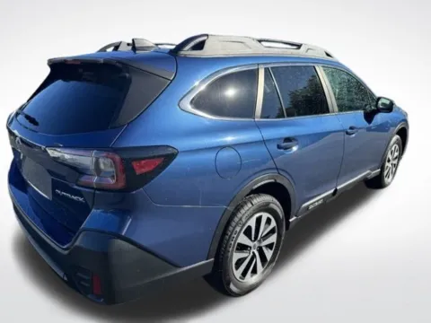 More photos of 2022 Subaru Outback Premium at Zeigler BMW of Kalamazoo, MI