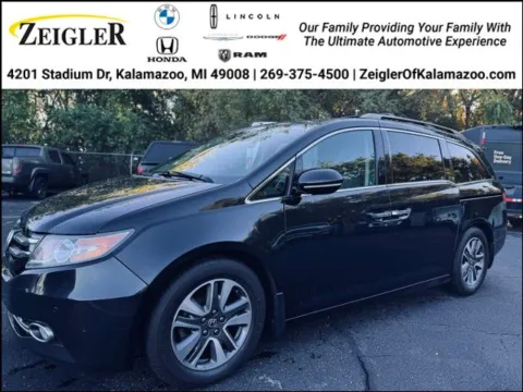 Black 2016 Honda Odyssey Touring for sale in Kalamazoo, MI