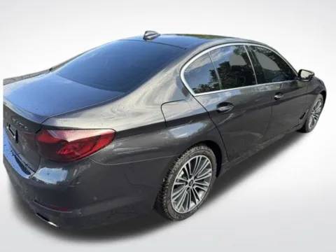 More photos of 2018 BMW 5 Series 540i xDrive at Zeigler BMW of Kalamazoo, MI