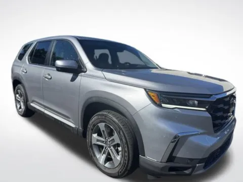 More photos of 2025 Honda Pilot EX-L at Zeigler BMW of Kalamazoo, MI