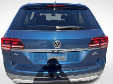 More photos of 2018 Volkswagen Atlas SEL at Zeigler BMW of Kalamazoo, MI