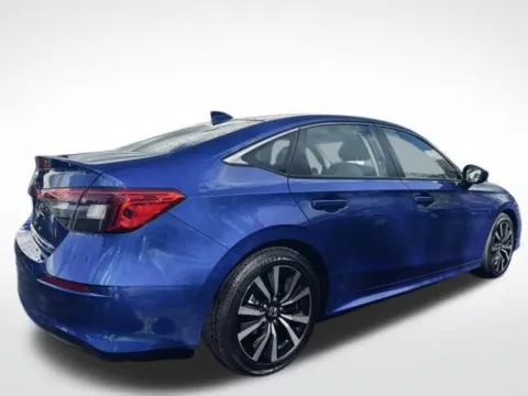 More photos of 2022 Honda Civic EX at Zeigler BMW of Kalamazoo, MI