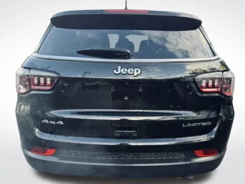 More photos of 2022 Jeep Compass Limited at Zeigler BMW of Kalamazoo, MI
