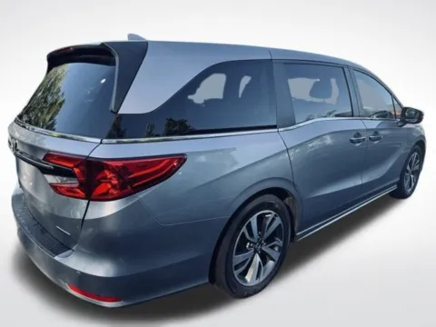 More photos of 2021 Honda Odyssey Touring at Zeigler BMW of Kalamazoo, MI